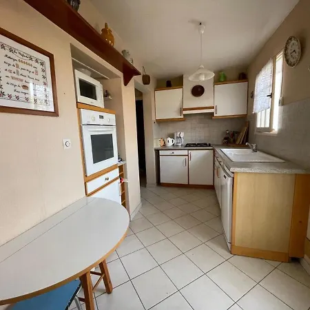 5 Pieces Avec Jardin, A 400m De La Et 600m Des Commerces, Wifi Et Barbecue Inclus - Fr-1-361-20 * Jullouville-les-Pins