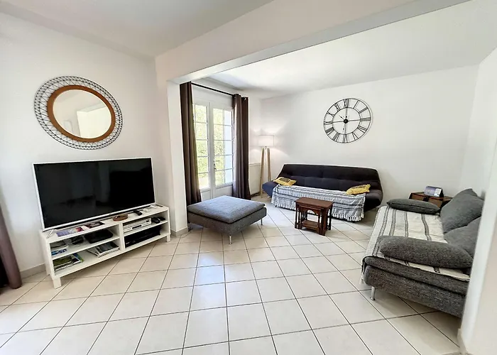 5 Pieces Avec Jardin, A 400m De La Et 600m Des Commerces, Wifi Et Barbecue Inclus - Fr-1-361-20 Jullouville-les-Pins